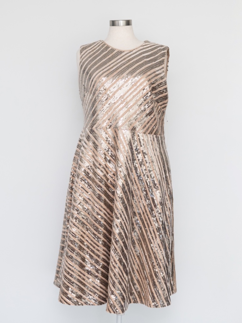 Calvin Klein - Sequin Sleeveless Midi Dress‎ - Picture 2 of 12